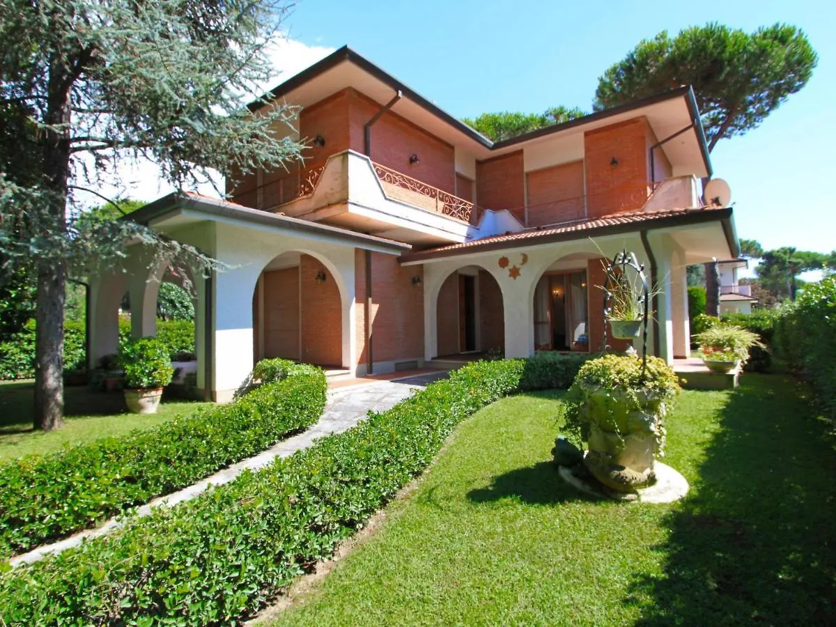 Villa Marcella By Interhome Forte dei Marmi