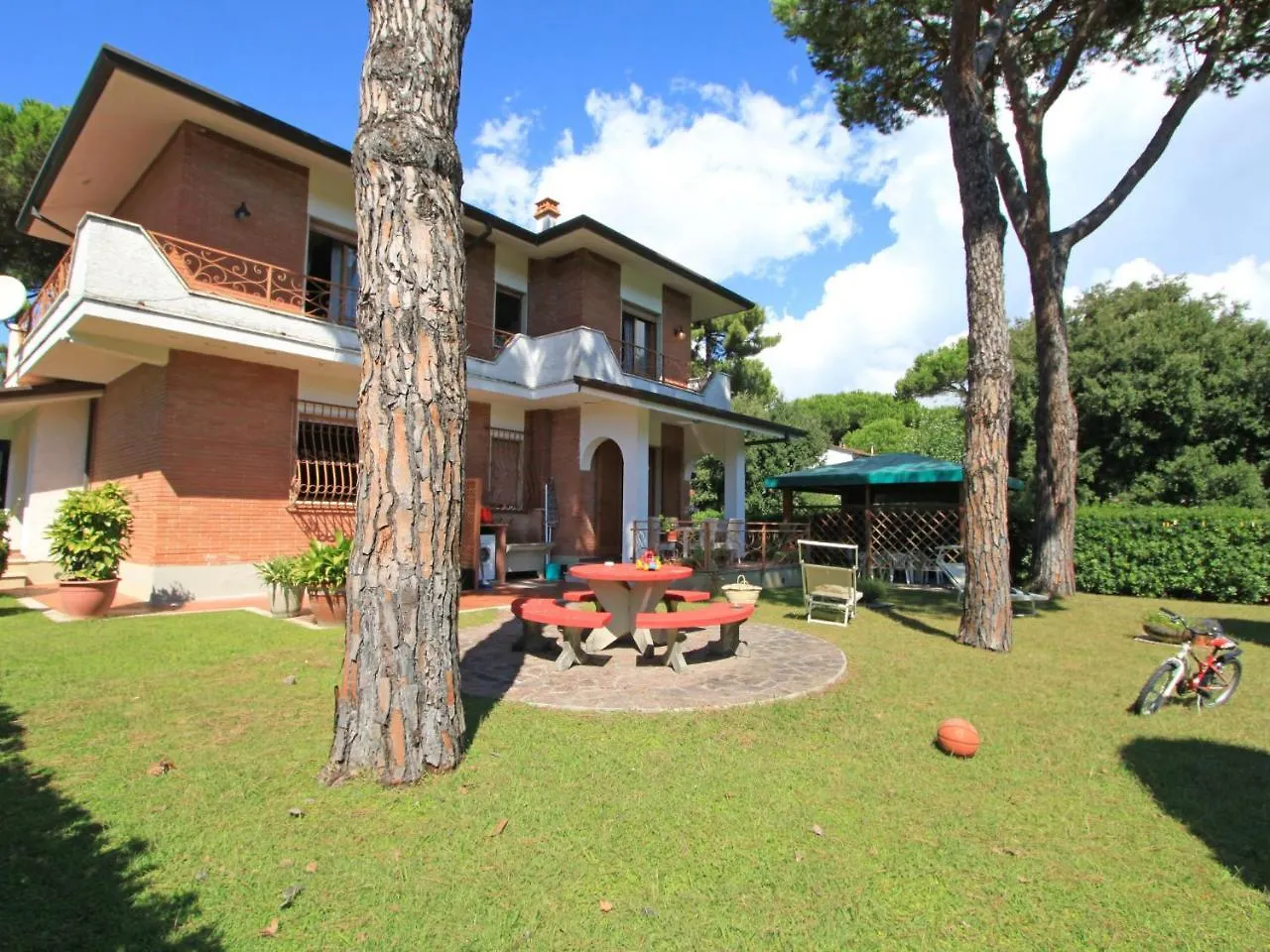 Villa Marcella By Interhome Forte dei Marmi 0*,  Italië